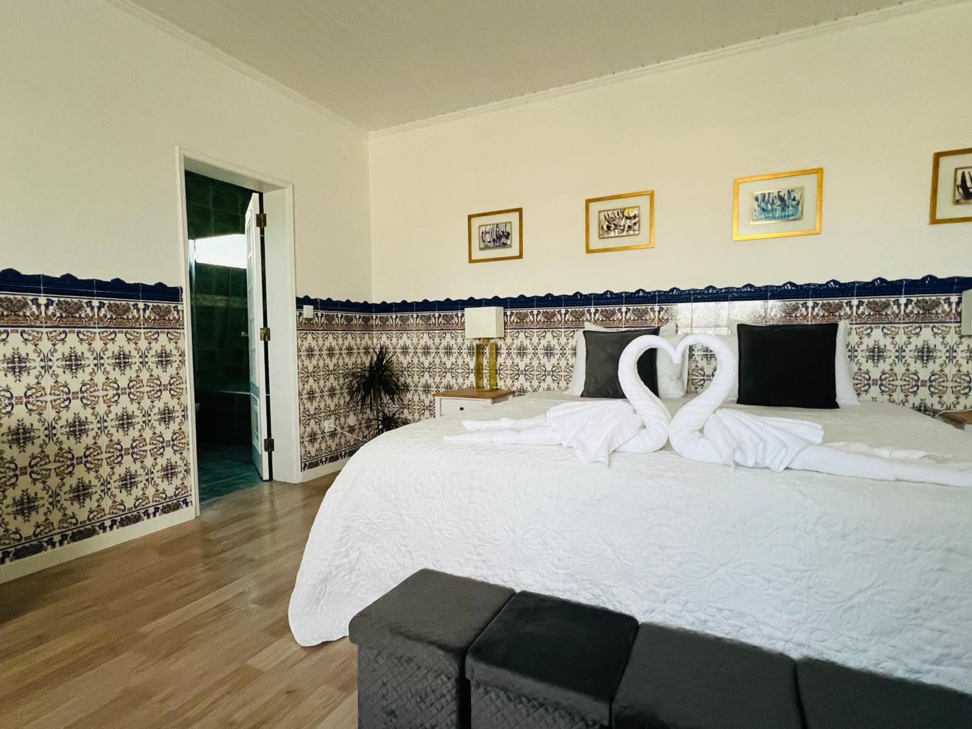 Vila Pombal Tomar Apartments - Pool & City Views Ngoại thất bức ảnh